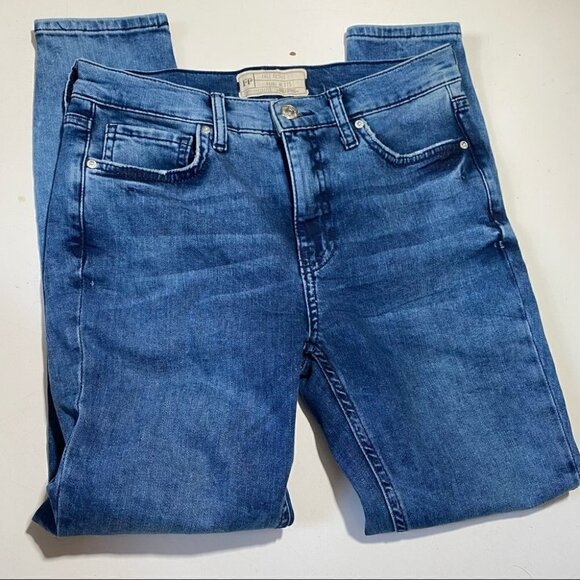 Free People Distressed Blue Denim Skinny Jeans SHORT Size 27 - Picture 2 of 6